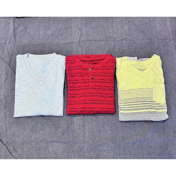 Mossimo Supply Co. Other - Lot of 2 Gap 1 Mossimo Supply T Shirts Mens Large L Red Blue Gray Short Sleeve